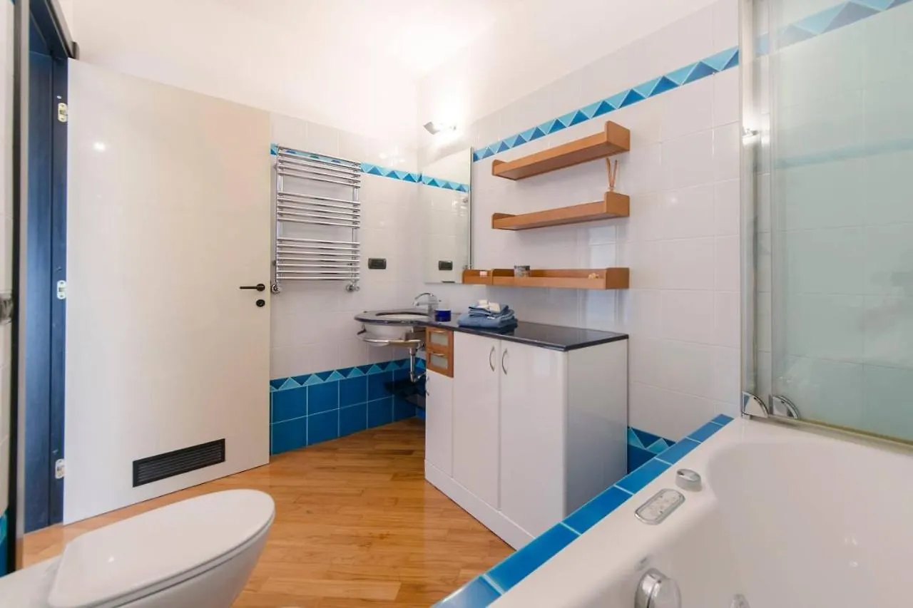 Appartamento Joivy Exclusive Seaview Flat For 4, In Central Genova