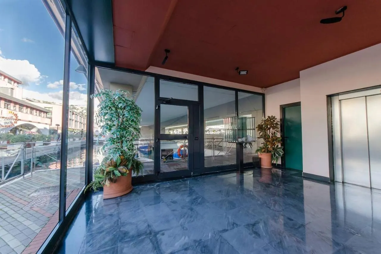 Appartamento Joivy Exclusive Seaview Flat For 4, In Central Genova Italia