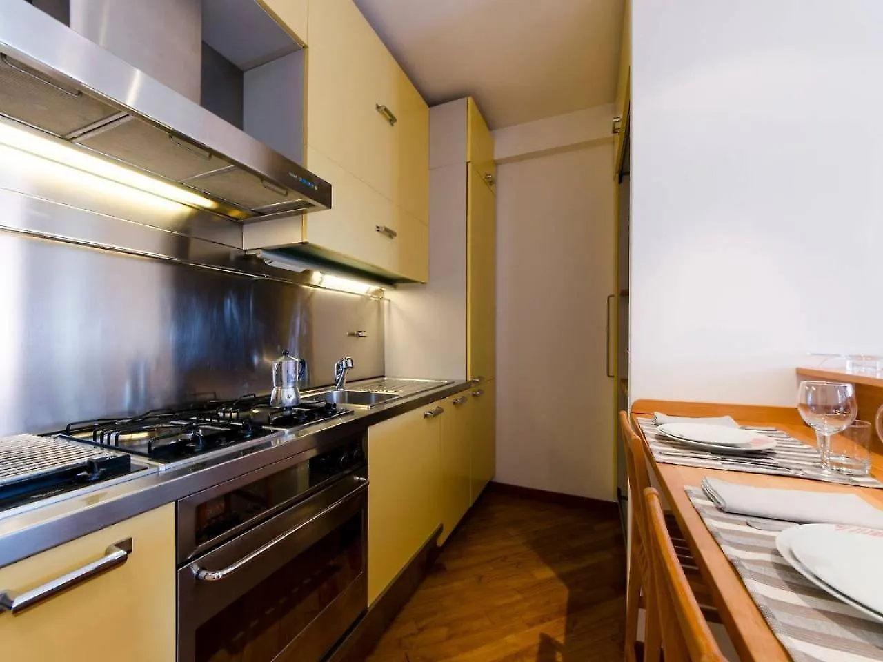 Appartamento Joivy Exclusive Seaview Flat For 4, In Central Genova