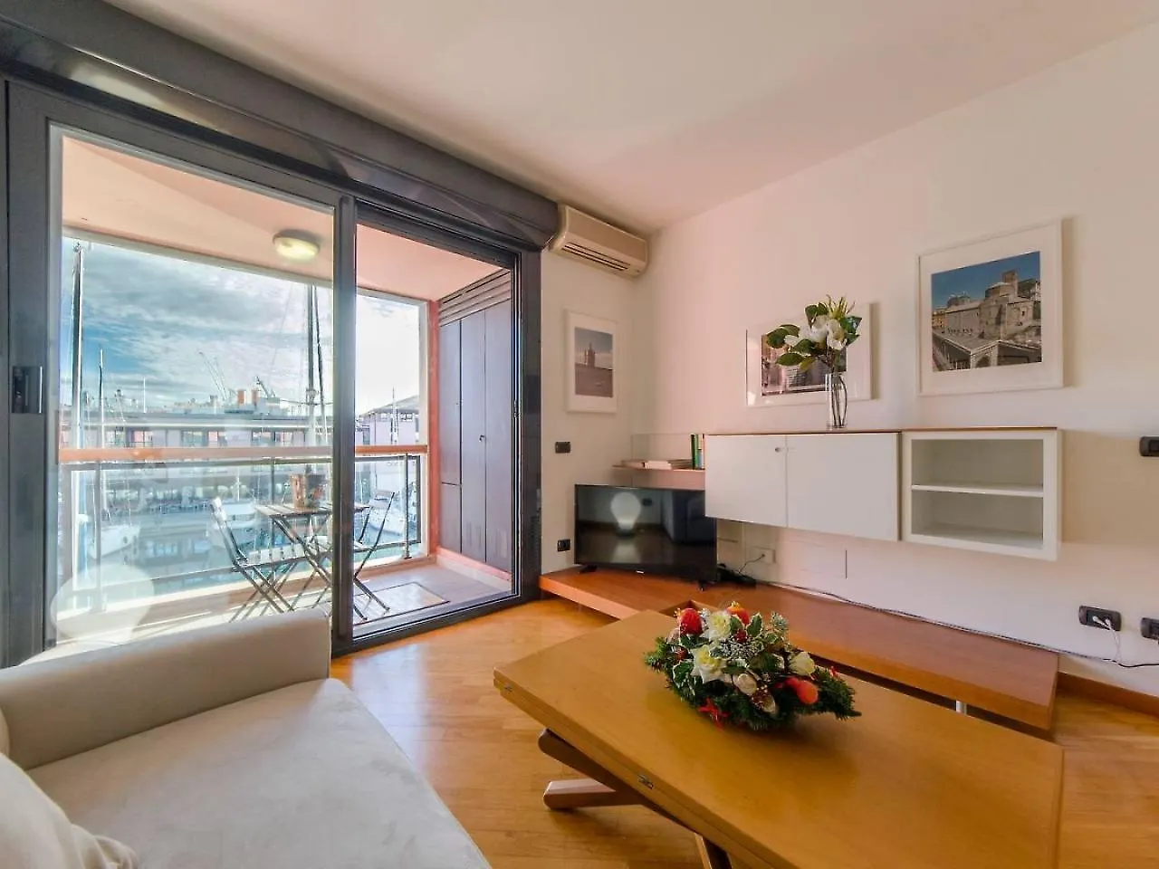 Appartamento Joivy Exclusive Seaview Flat For 4, In Central Genova Italia
